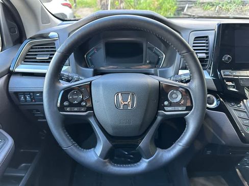 Used 2018 Honda Odyssey Elite image 16