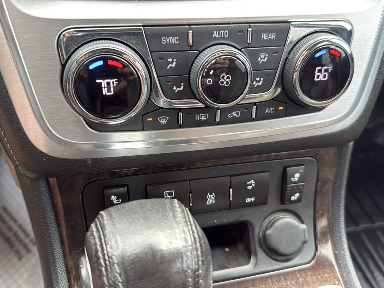 Used 2014 GMC Acadia SLT AWD/4WD image 20
