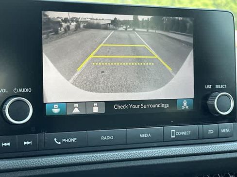 Used 2024 Honda CR-V EX image 13