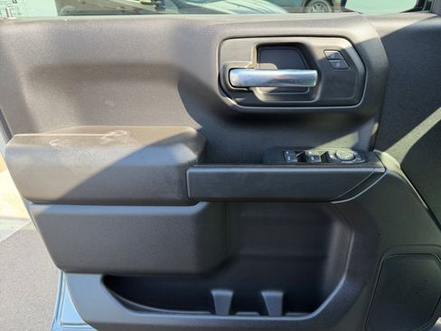 Used 2026 Chevrolet Silverado 1500 Custom RWD image 17