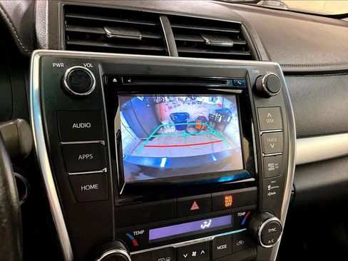 Used 2015 Toyota Camry XSE image 27