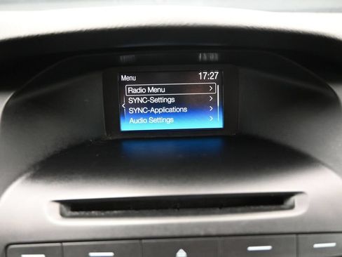 Used 2017 Ford Focus SE FWD image 22