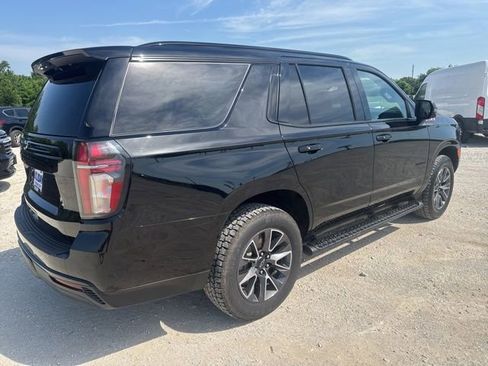 Used 2023 Chevrolet Tahoe Z71 w/ Luxury Package AWD/4WD image 8