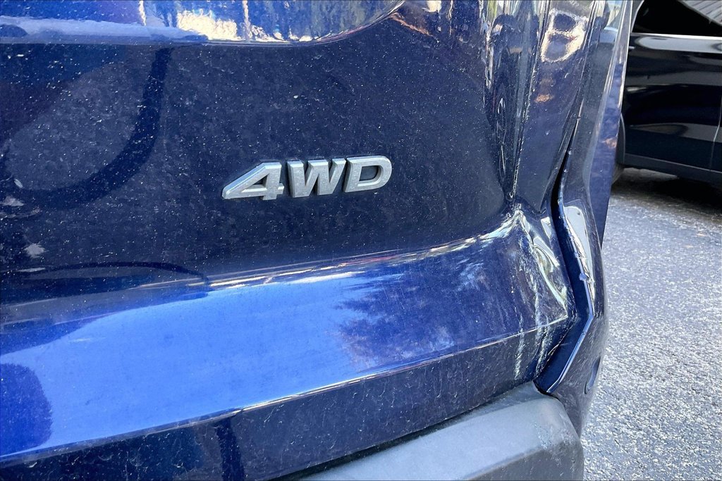 Used 2025 Nissan Pathfinder SV AWD/4WD image 20