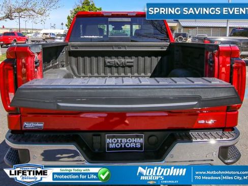 Used 2023 GMC Sierra 1500 SLT w/ SLT Premium Plus Package AWD/4WD image 10