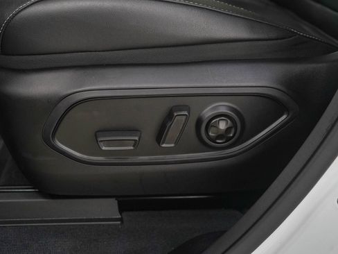 Used 2022 Jeep Grand Cherokee Limited 4xe w/ Luxury Tech Group II AWD/4WD image 27