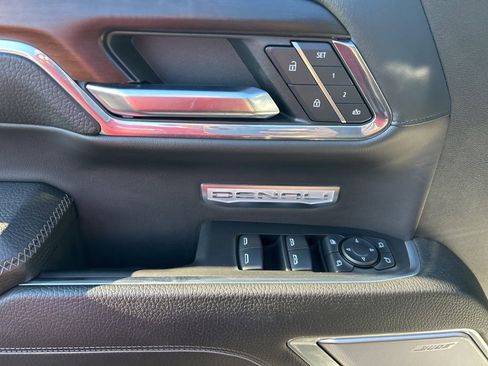Used 2024 GMC Sierra 1500 Denali w/ Denali Reserve Package image 10