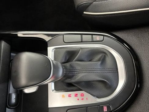 Used 2022 Kia Forte GT-Line w/ GT-Line Technology Package FWD image 19