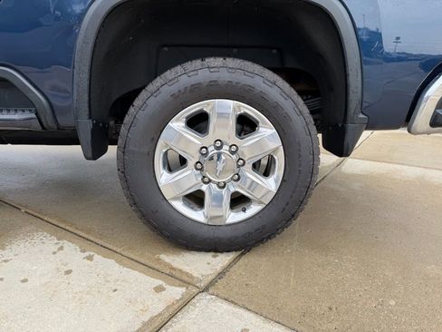 Used 2020 Chevrolet Silverado 2500 LTZ w/ LTZ Premium Package image 20