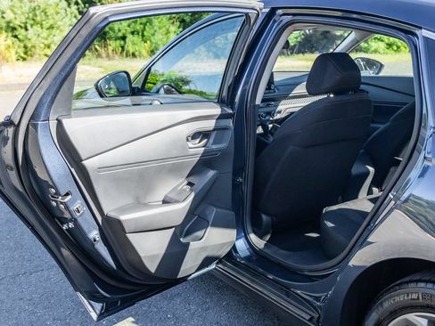 Used 2024 Honda Accord EX image 23