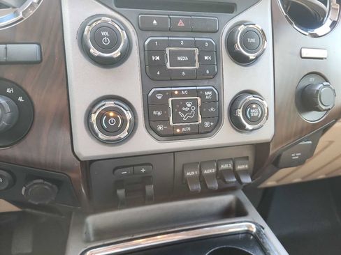 Used 2016 Ford F350 Lariat w/ Lariat Ultimate Package AWD/4WD image 30