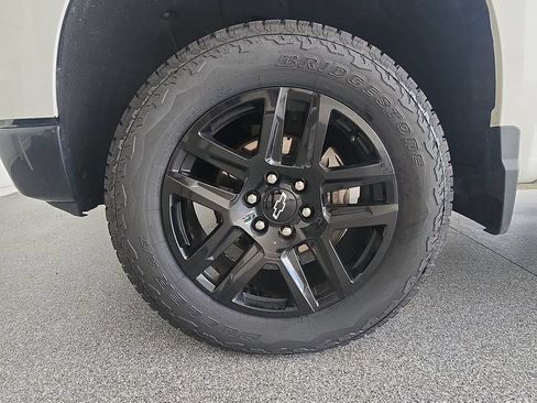 Certified 2022 Chevrolet Silverado 1500 LT Trail Boss w/ Convenience Package II AWD/4WD image 33