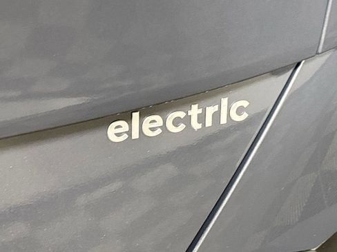 Used 2024 Hyundai Kona SEL FWD image 24