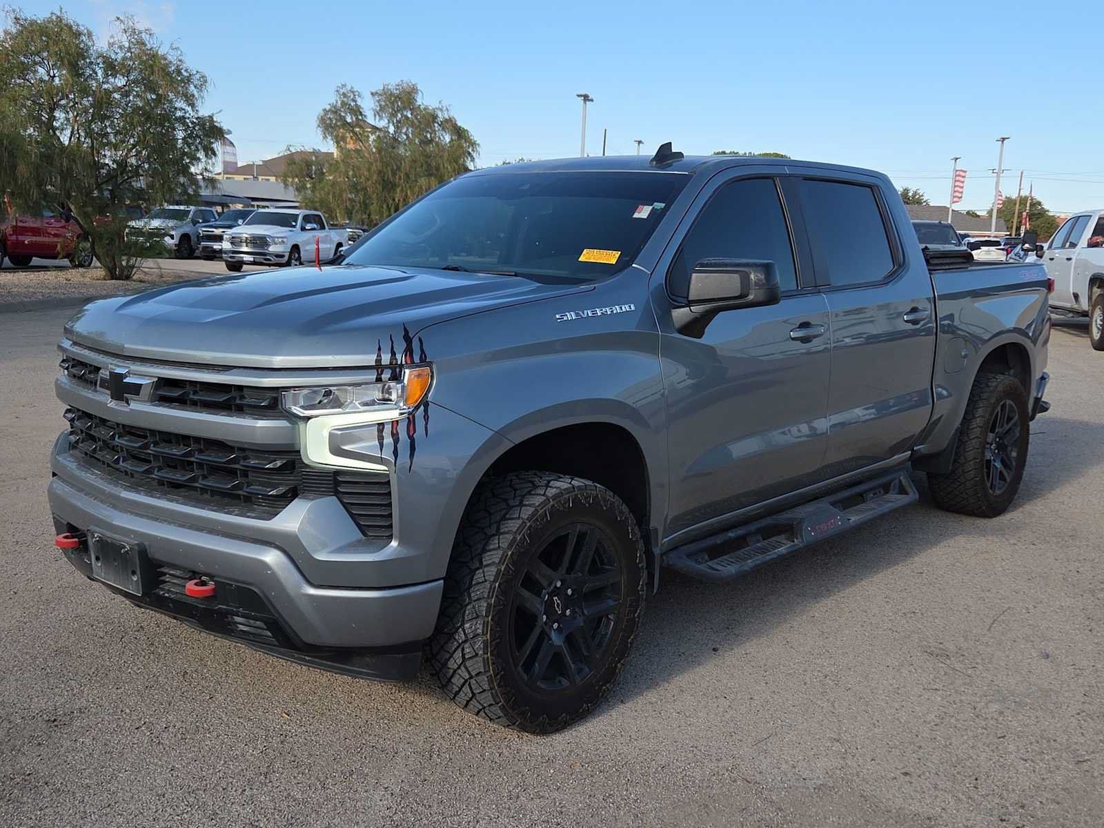 Used 2023 Chevrolet Silverado 1500 RST AWD/4WD image 4
