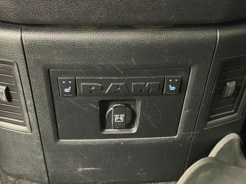 Used 2017 RAM 2500 Laramie w/ Snow Chief Group image 26