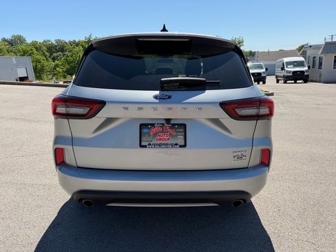 Used 2024 Ford Escape ST-Line AWD/4WD image 11
