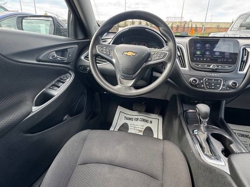 Used 2024 Chevrolet Malibu LT image 16