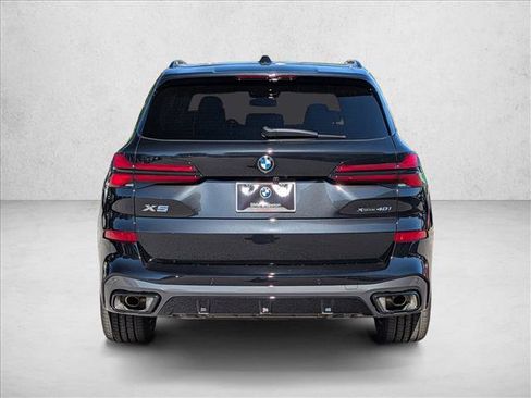 New 2026 BMW X5 xDrive40i w/ M Sport Package AWD/4WD image 8