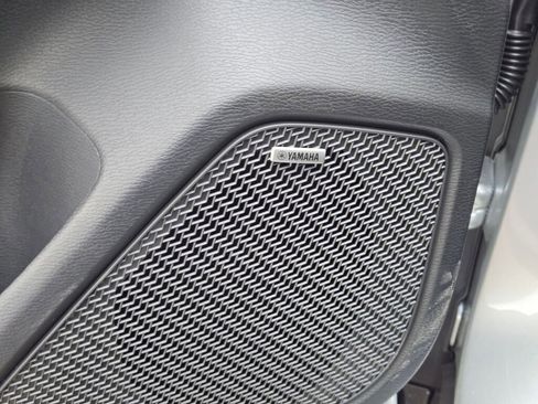 New 2026 Mitsubishi Outlander SE image 19