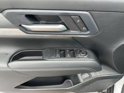 Certified 2026 GMC Terrain Elevation w/ Elevation Premium Package FWD image 17