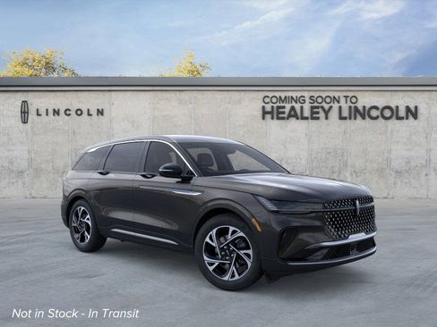 New 2026 Lincoln Nautilus Premier image 7