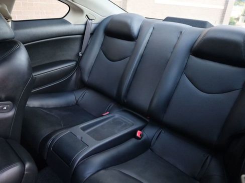 Used 2011 INFINITI G37 Journey w/ Premium Pkg image 11