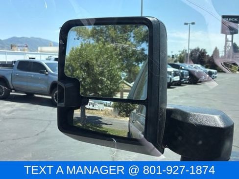 Used 2025 GMC Sierra 3500 AT4 w/ AT4 Premium Plus Package AWD/4WD image 20