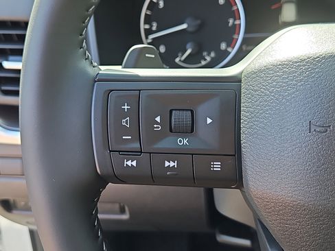 New 2026 Nissan Rogue SV image 12