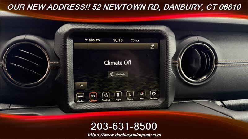 Used 2023 Jeep Wrangler Unlimited Sahara AWD/4WD image 19