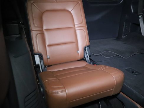 Used 2024 Lincoln Navigator Reserve AWD/4WD image 33