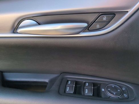 Used 2024 Cadillac XT5 Luxury image 22