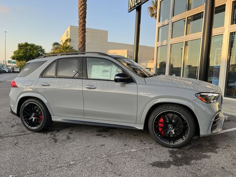 New 2026 Mercedes-Benz GLE 63 AMG S image 9