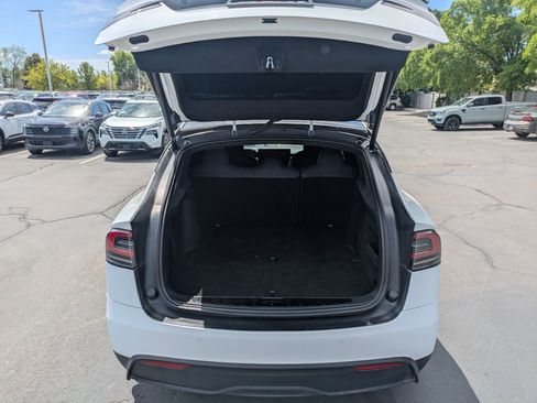 Used 2023 Tesla Model X AWD/4WD image 30