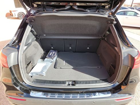 New 2025 Mercedes-Benz GLA 250 4MATIC image 12