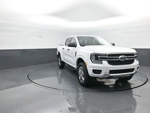 New 2025 Ford Ranger XLT w/ Equipment Group 301A High image 1