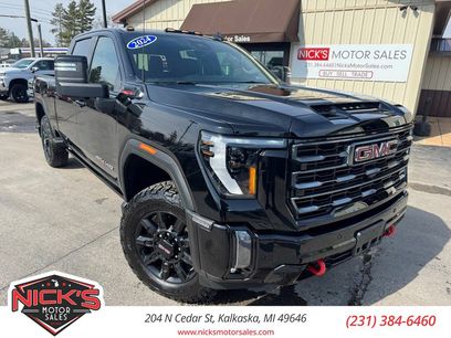 Used 2024 GMC Sierra 2500 AT4 w/ AT4 Premium Plus Package