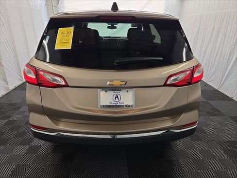 Used 2018 Chevrolet Equinox LT FWD image 7
