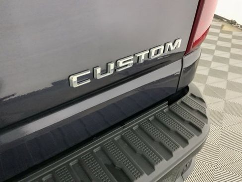 Used 2024 Chevrolet Silverado 2500 Custom w/ Custom Value Package image 16