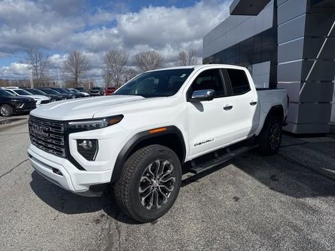 New 2026 GMC Canyon Denali AWD/4WD image 3