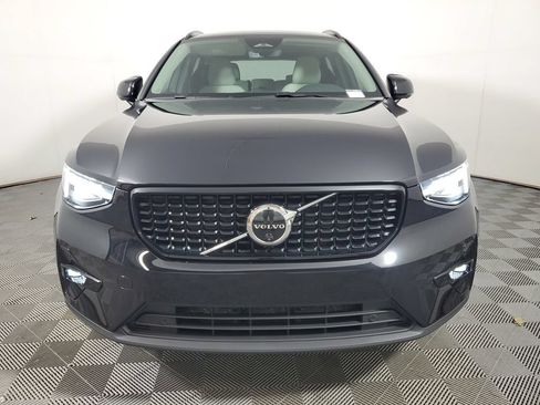 Used 2025 Volvo XC40 B5 Ultra w/ Protection Package AWD/4WD image 2