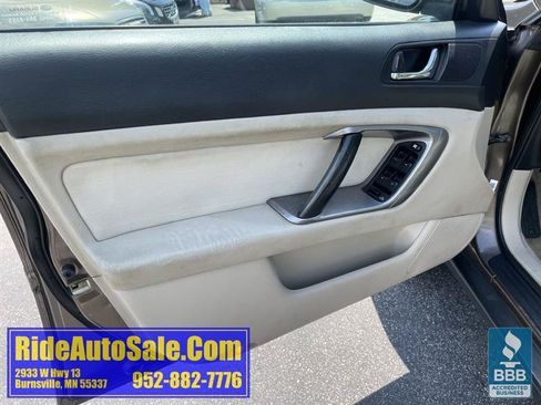 Used 2008 Subaru Outback 2.5i AWD/4WD image 9