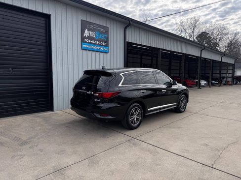 Used 2018 INFINITI QX60 FWD image 19