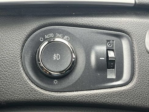 Used 2015 Cadillac SRX Performance w/ Driver Assist Package FWD image 35
