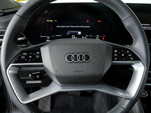 Certified 2025 Audi Q5 Premium Plus w/ Premium Plus image 9