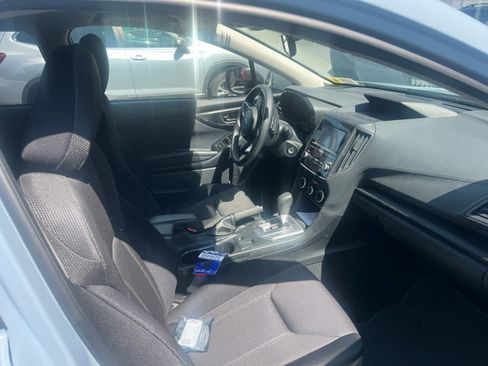 Used 2021 Subaru Crosstrek 2.0i AWD/4WD image 4