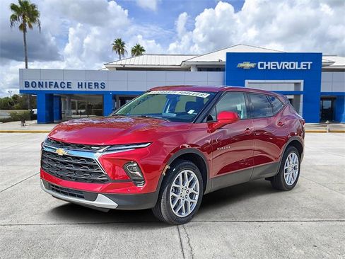 New 2025 Chevrolet Blazer LT image 2