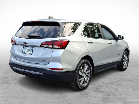 Used 2022 Chevrolet Equinox LT image 6