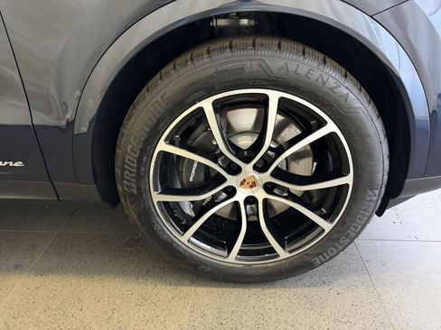 New 2026 Porsche Cayenne E-Hybrid image 13