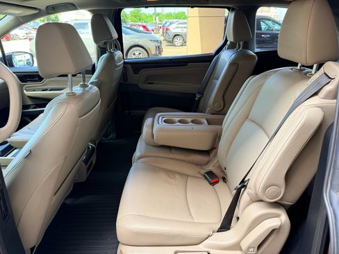 Used 2019 Honda Odyssey Elite image 15
