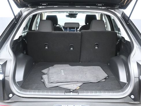 Used 2025 Hyundai Ioniq 5 SE RWD image 13